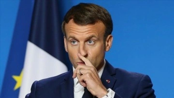 Macron, Cezayir'e yönelik açıklamalarının neden olduğu 'polemiklerden' üzüntü duyuyor