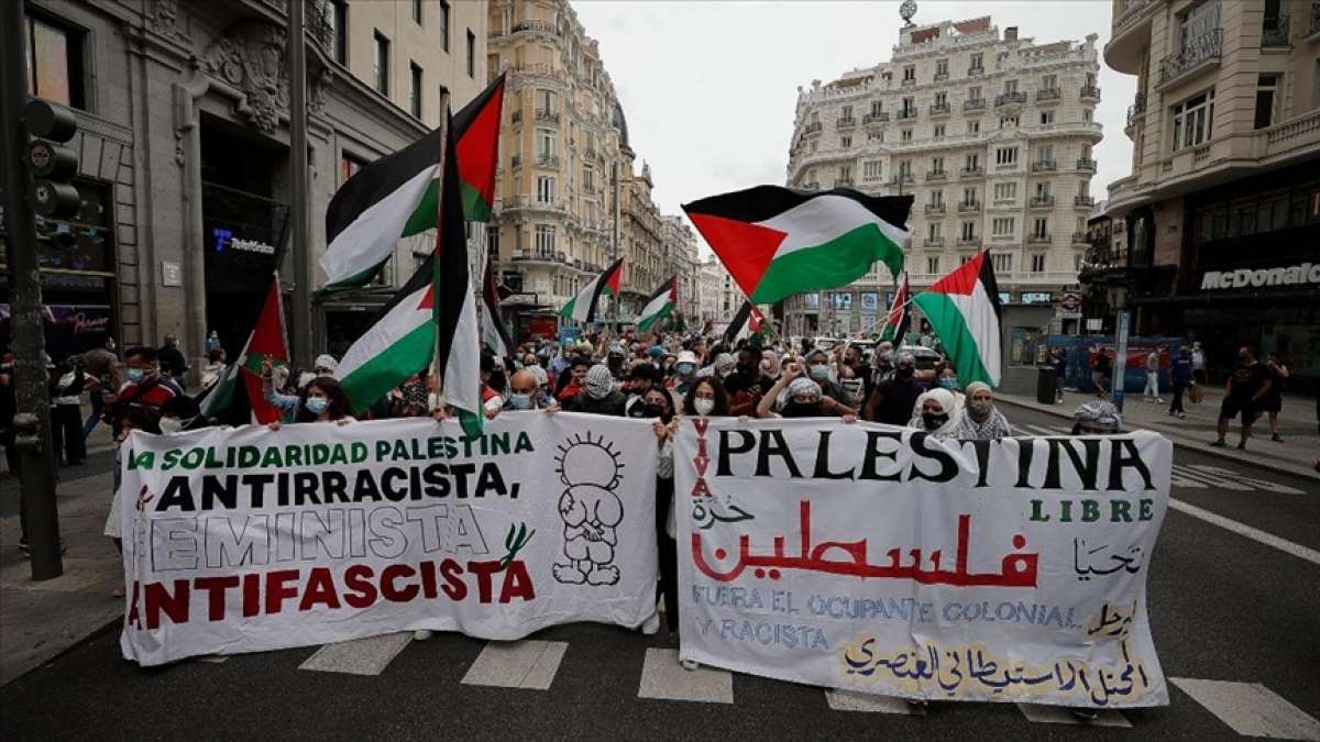 Madrid'de Filistin'e destek yürüyüşü düzenlendi
