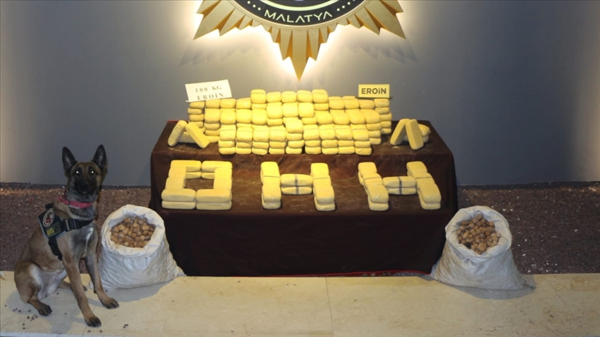 Malatya'da ceviz çuvallarına gizlenmiş 100 kilo 250 gram eroin ele geçirildi