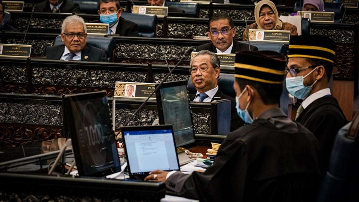 Malezya Başbakanı Muhyiddin, meclis çoğunluğunu kanıtlamak için güven oylamasına gidecek
