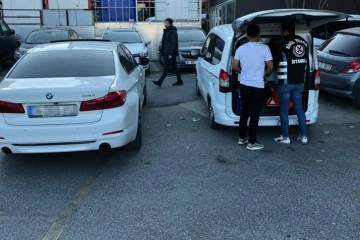 Maltepe'de ambulansa yol vermeyen sürücüye cezai işlem