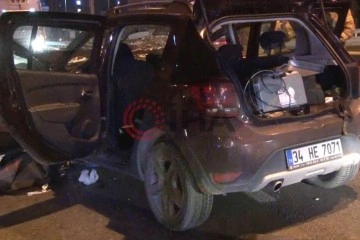 Maltepe'de otomobil minibüse arkadan çarptı: 4 yaralı