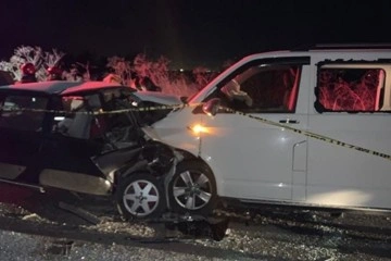 Manisa'da feci kaza: 2 ölü, 5 yaralı