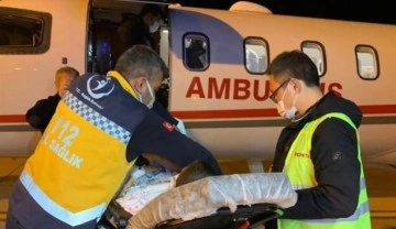 Mardin'deki çocuk hasta ambulans uçakla İstanbul'a nakledildi
