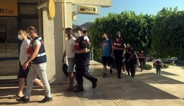 Marmaris'te meslekten ihraç FETÖ üyesi 8 eski polis tutuklandı