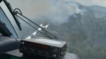 Marmaris'te yıldırım kaynaklı orman yangınlarına müdahale ediliyor