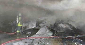 Mega Sanayi Sitesi'nde yangın sonucu milyonlarca lira zarar