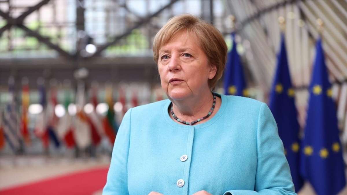 Merkel: Delta varyantı bizi endişelendiriyor