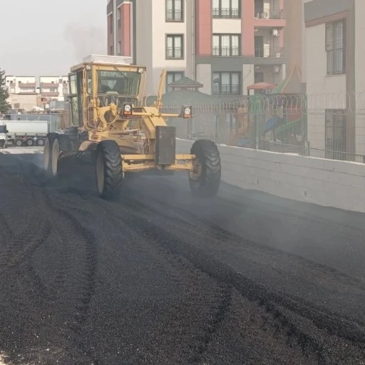 Merkezden kırsala: Nizip’te yollar yenileniyor
