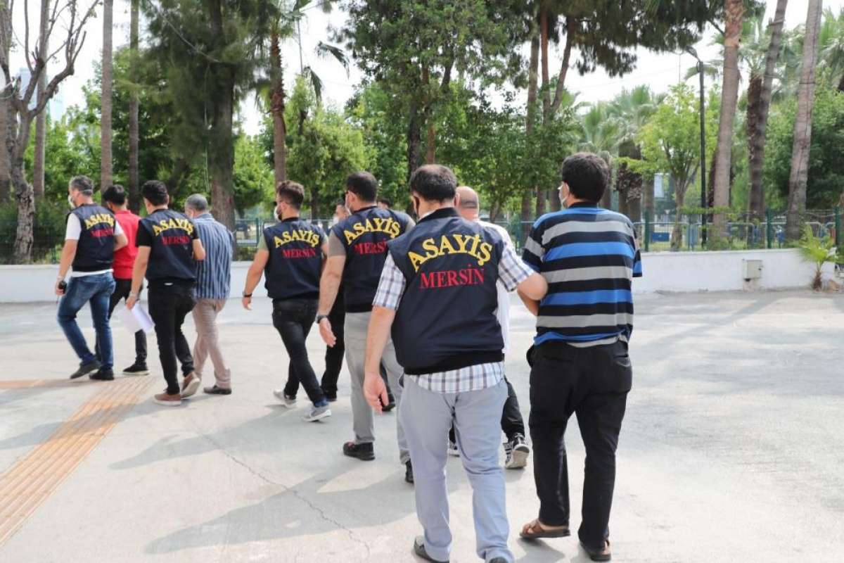 Mersin'de fuhuş operasyonu: 7 gözaltı