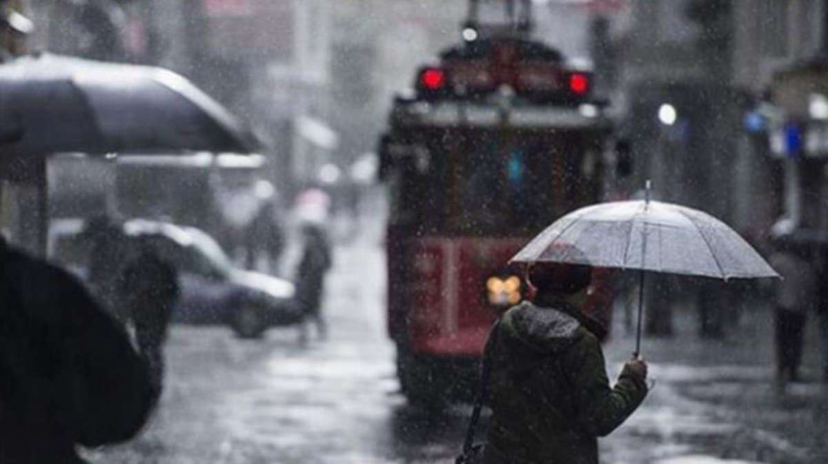 Meteoroloji uyardı! İstanbul'da gün boyu aralıklarla yağmur bekleniyor