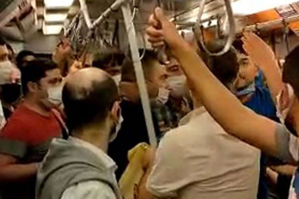 Metroda maske kavgası