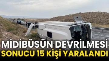Midibüsün devrilmesi sonucu 15 kişi yaralandı