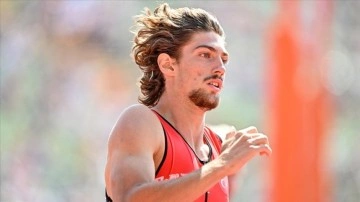 Milli atlet İsmail Nezir, 'Golden Tracks'ta 'Yılın Parlayan Yıldızı' adayı göste