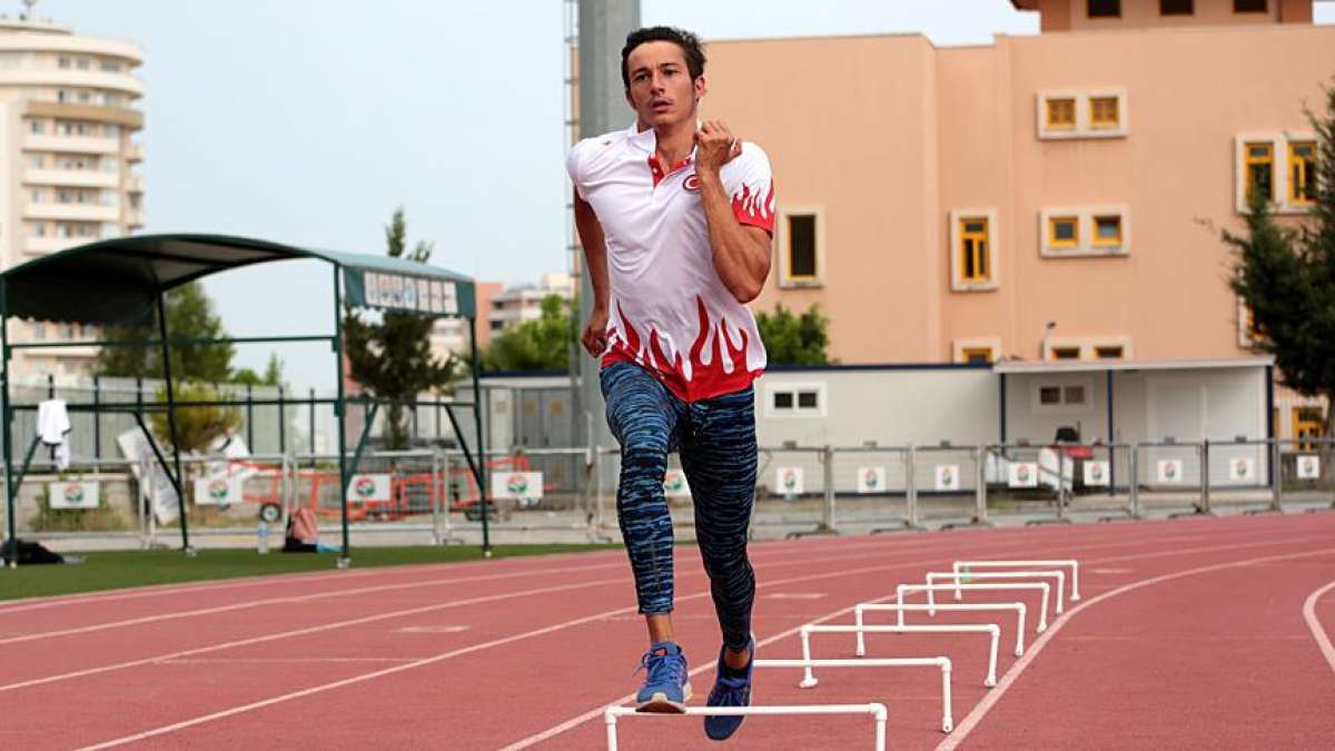 Milli atlet Mikdat Sevler, Prag'da ikinci oldu