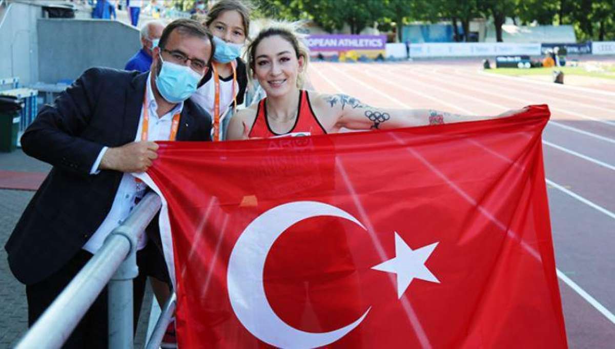 Milli atlet Tuğba Danışmaz U23 Avrupa şampiyonu oldu!