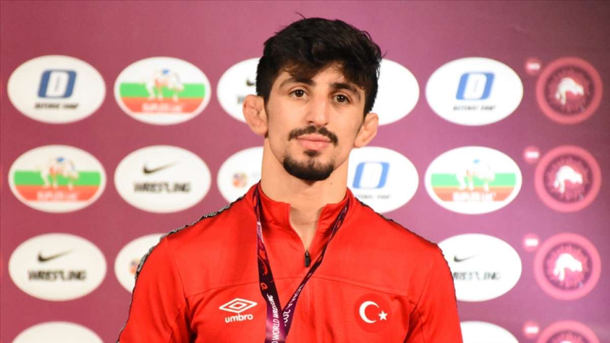 Milli güreşçi Kerem Kamal, Tokyo Olimpiyatları'na kota aldı