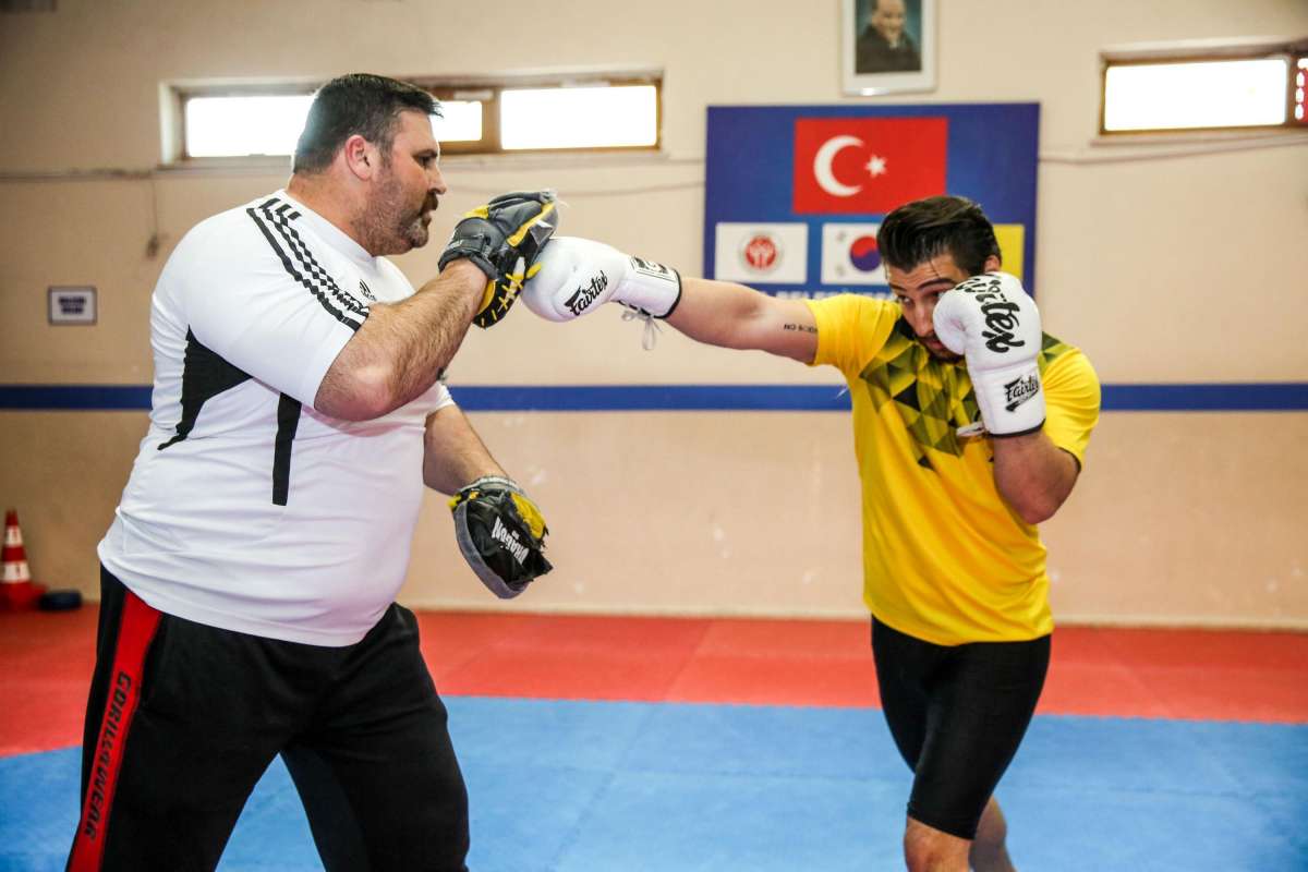 Milli kick boksçu Halim Macun, babası için ringe çıkacak