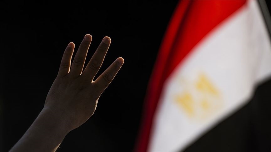Mısır İhvanı: Yönetim 25 Ocak devrimi yıl dönümü öncesinde gözaltı operasyonları yürütüyor