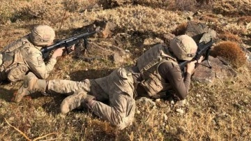 Muş'ta 'Eren Abluka Sonbahar Kış-6 Şehit Jandarma Üsteğmen İsmail Moray Operasyonu' b
