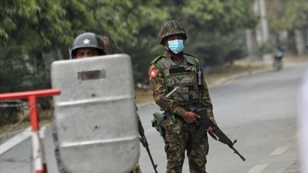 Myanmar ordusu, darbe karşıtı silahlı gruplara karşı milis güçlerden destek arıyor