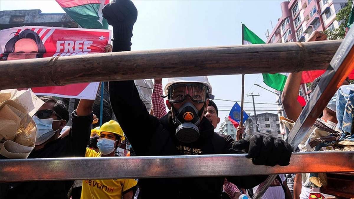 Myanmar'da darbe karşıtı gösterilerde 4 kişi öldü, çok sayıda kişi gözaltına alındı