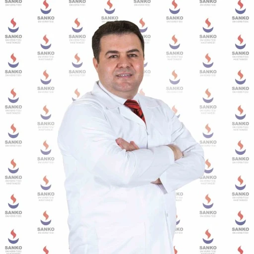 Doç. Dr. Tanrıverdi: &quot;HIV, tüm yaş gruplarında enfeksiyona neden olan bir virüstür&quot;