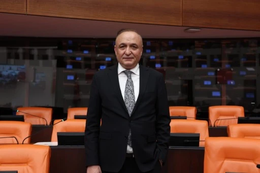 Türkiye Yanlış Saatte Israr Ediyor: Bilim Yok, Tasarruf Yok; Mağduriyet Var