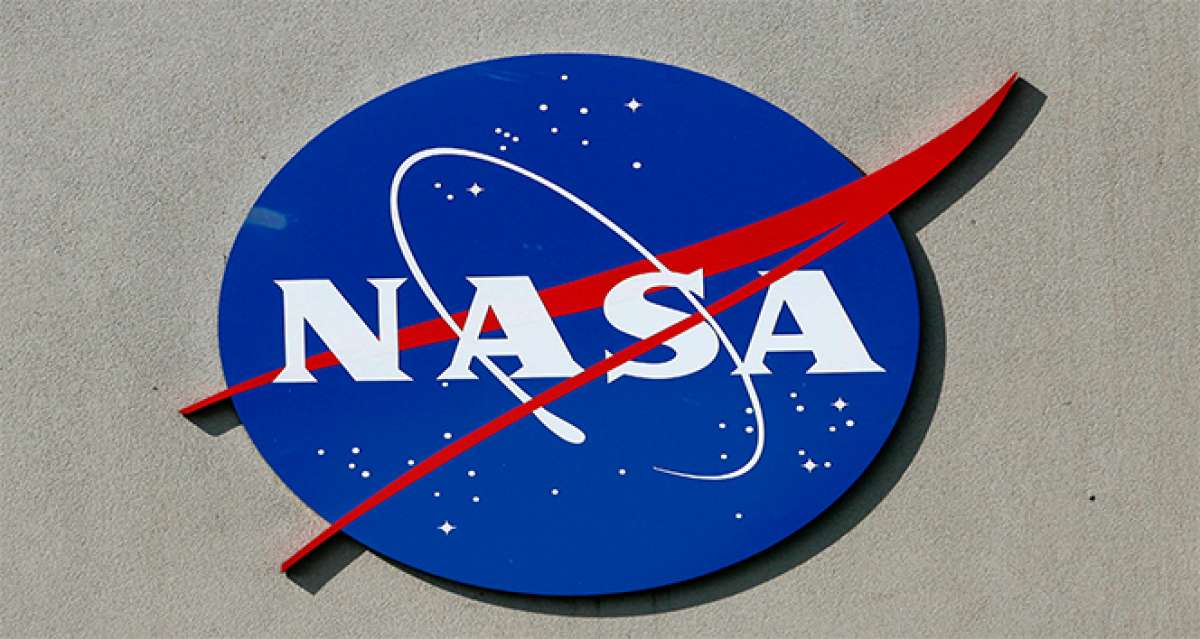 NASA, Ay'a iniş kapsülünün inşası için SpaceX'i seçti