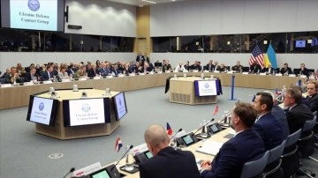 NATO Savunma Bakanları Toplantısı'nın ikinci gün oturumları başladı