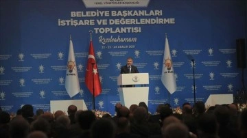 Nebati ve Kasapoğlu, AK Parti'li belediye başkanlarına Bakanlık çalışmalarını anlattı