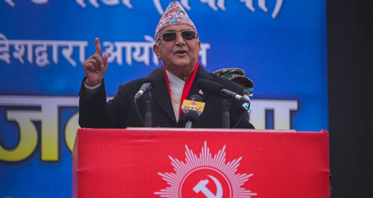 Nepal'de hükümet destekçilerinden davullu gösteri