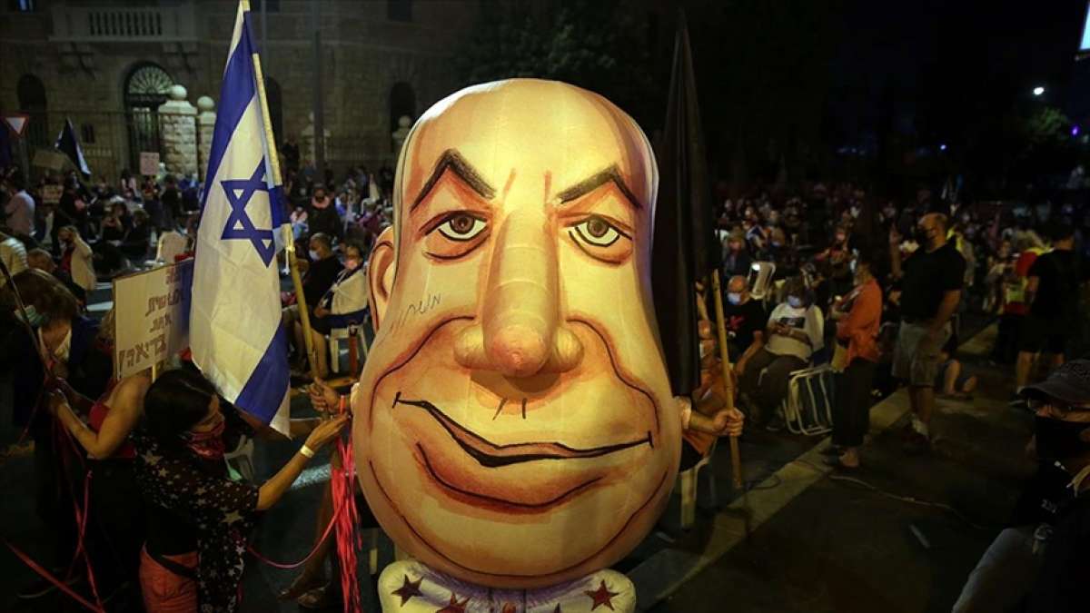 Netanyahu'nun duruşmasının ertelenmesi protesto edildi: 7 gözaltı