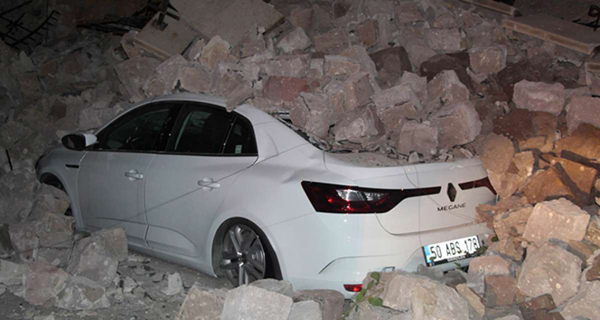 Nevşehir Belediye Başkanı Savran'ın oturduğu apartmanın istinat duvarı çöktü