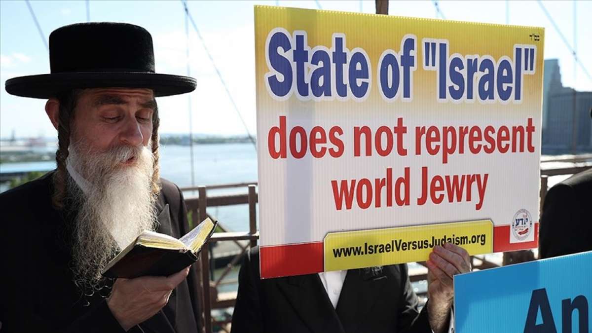 New York'taki Ortodoks Yahudileri İsrail'i protesto etti