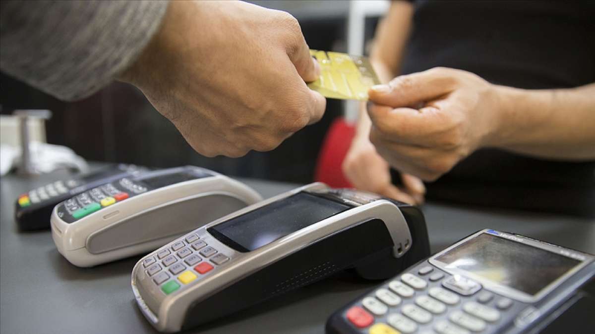 Nisan ayında kartlarla yapılan ödemeler yüzde 72 arttı
