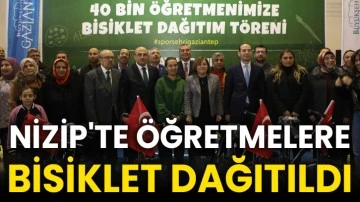 Nizip'te öğretmelere bisiklet dağıtıldı