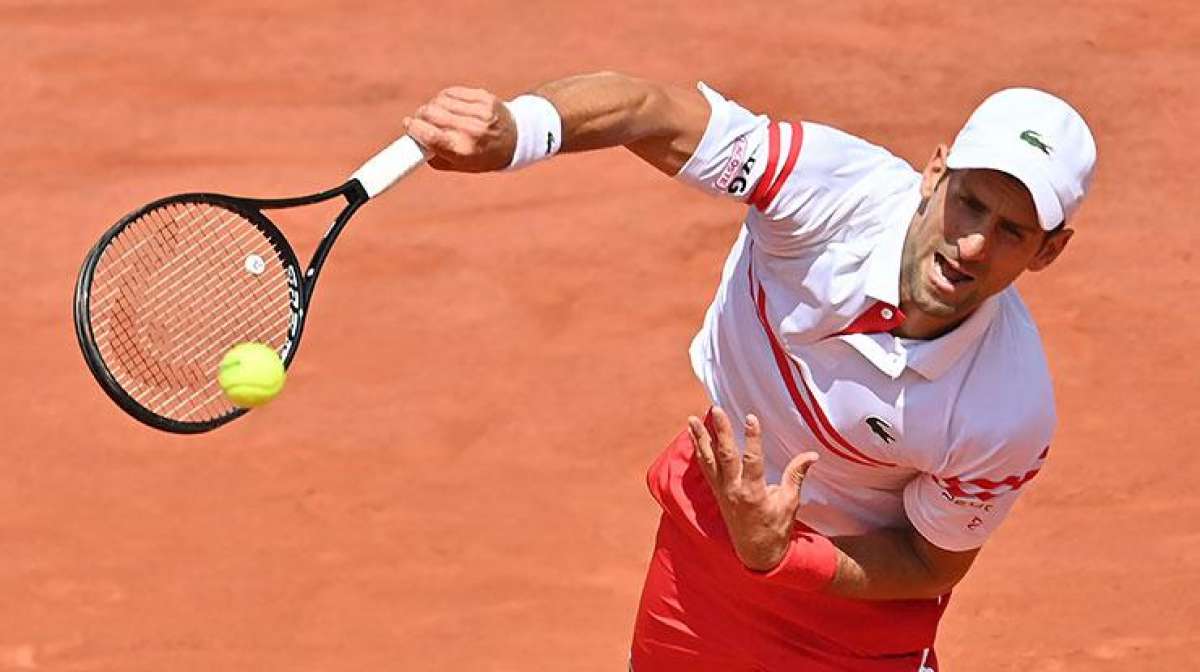Novak Djokovic, Fransa Açıkta çeyrek finale yükseldi