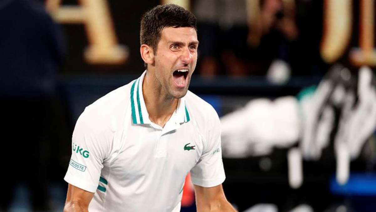 Novak Djokovic, tek erkekler sıralamasının zirvesinde en uzun...