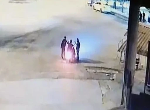 Öldürülen 3 çocuk babasına tuzak kuruldu iddiası: Bıçaklandığı anlar ortaya çıktı