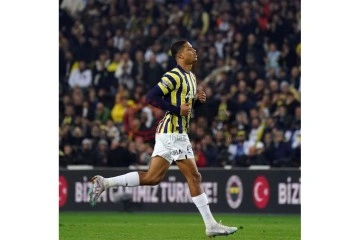 Oosterwolde ilk kez forma giydi