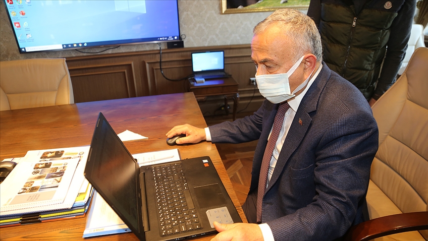 Ordu Büyükşehir Belediye Başkanı Güler'in seçimi 'İşitme engelli hastayla iletişim'