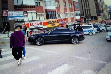 Otomobil ile motosiklet çarpıştı: 2 yaralı