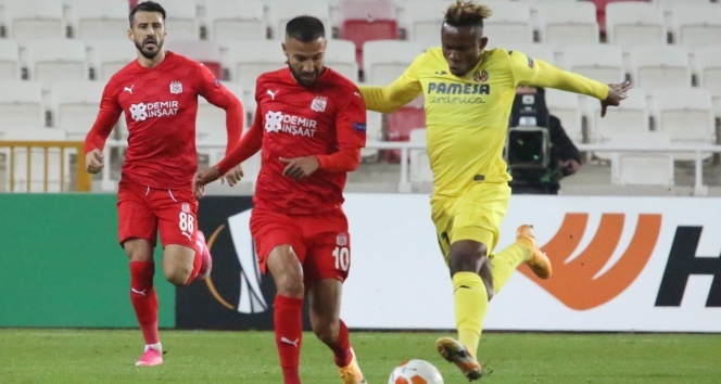 ÖZET İZLE: Sivasspor 0 - 1 Villarreal Maç Özeti ve Golleri İzle| Sivasspor Villarreal Kaç Kaç Bitti