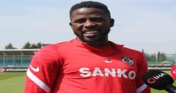 Papy Djilobodji: 'Futbola forvet olarak devam edebilirim'