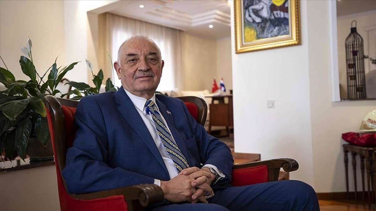 Paraguay'ın Ankara Büyükelçisi Valdez öğrenmeye devam ettiği Türkçeye ilgisini anlattı