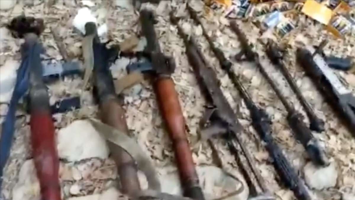 Pençe-Yıldırım Operasyonu'nda PKK'ya ait çok sayıda silah ve mühimmat ele geçirildi
