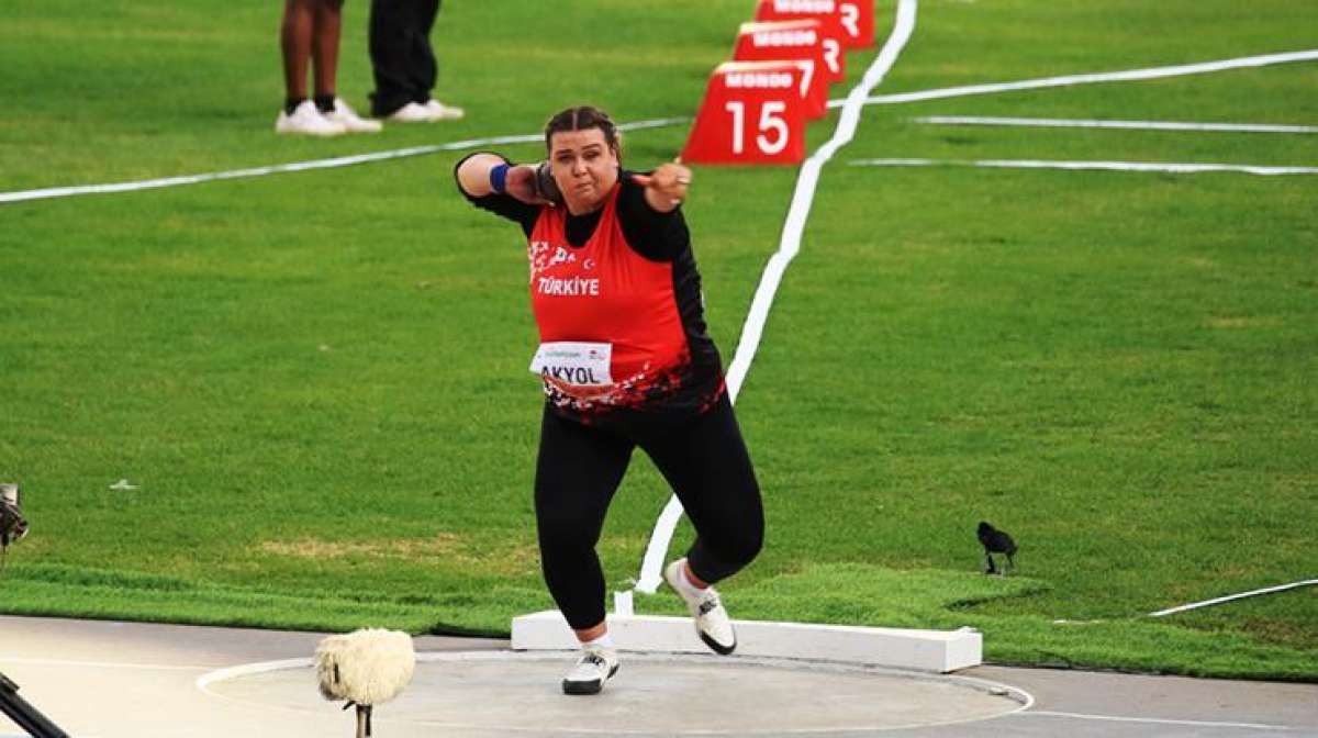 Pınar Akyoldan Dünya U20 Atletizm Şampiyonasında gümüş madalya