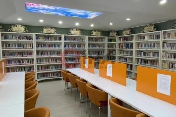 PKK yandaşları yakmıştı, devlet eliyle Siirt’te kütüphanesiz okul kalmadı