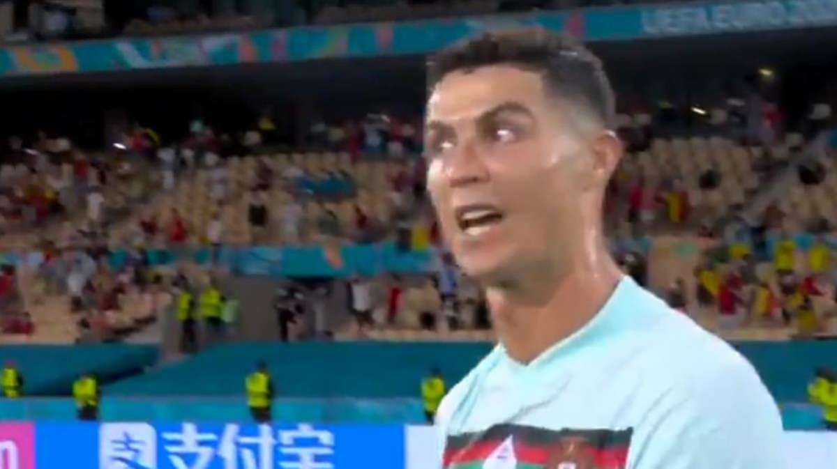Portekiz kaybedince Cristiano Ronaldo rakip kaleciye takıldı: Çok şanslısınız